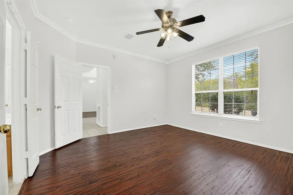 1006 Hidden Creek Drive