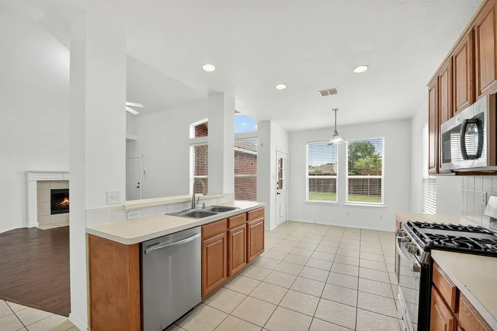 1006 Hidden Creek Drive