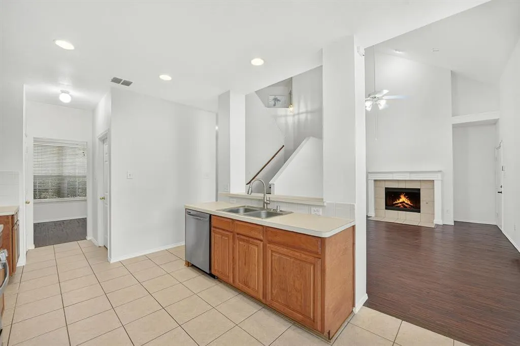 1006 Hidden Creek Drive