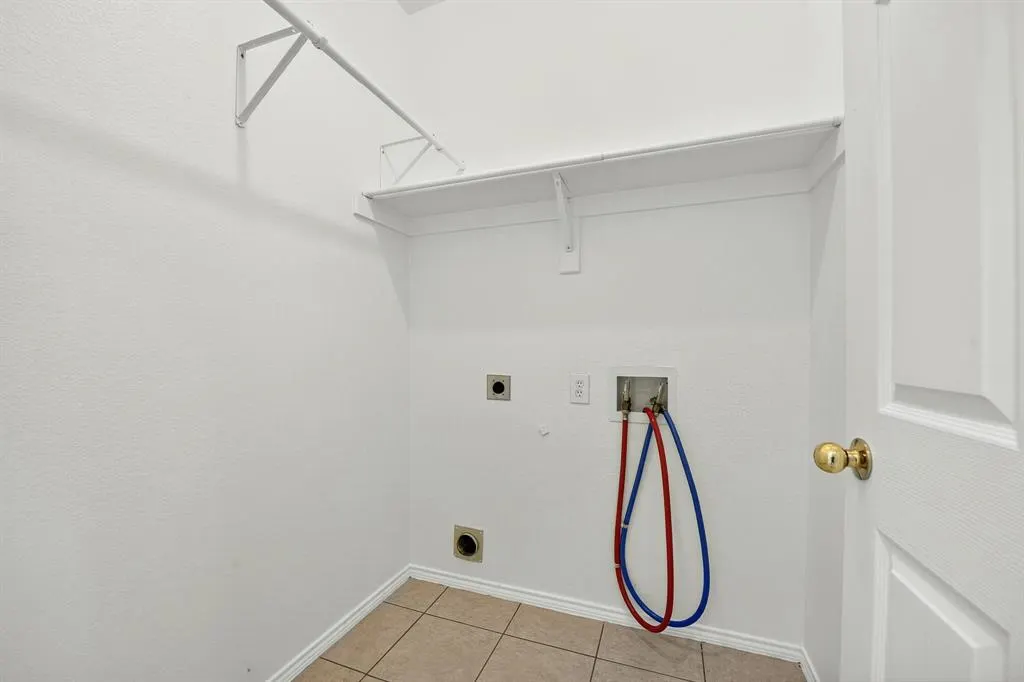 1006 Hidden Creek Drive