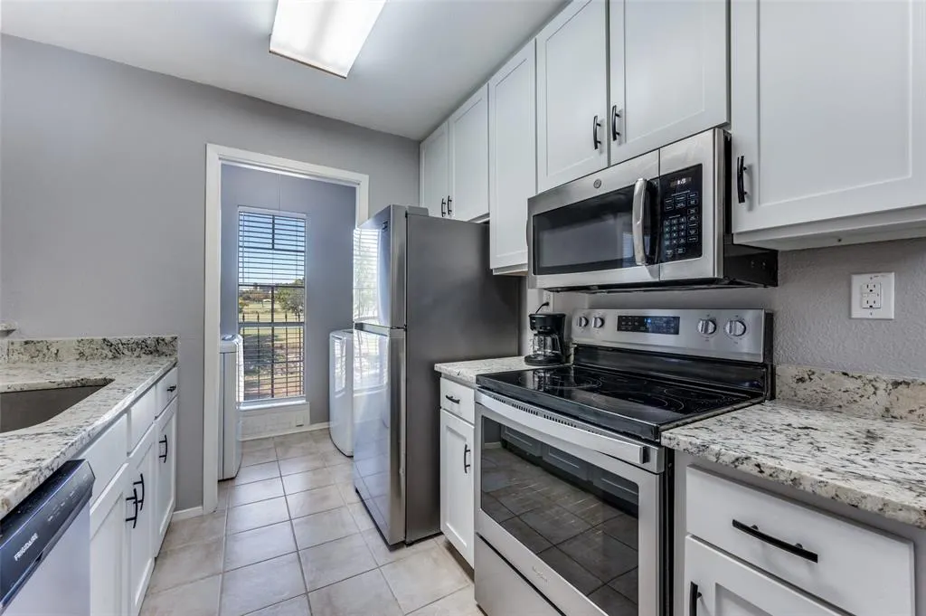 5981 Arapaho Road, #1003