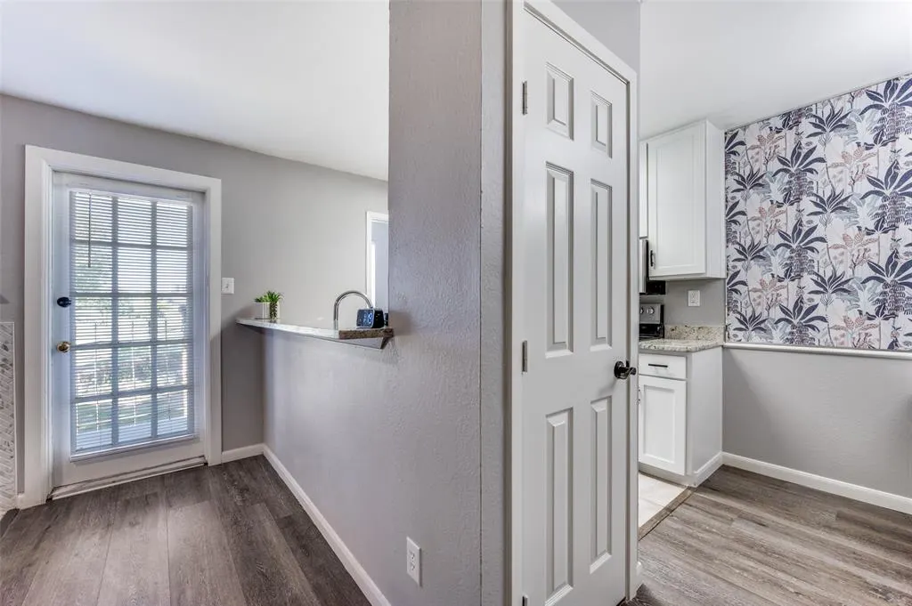 5981 Arapaho Road, #1003