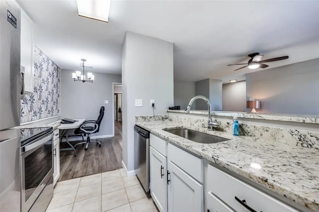 5981 Arapaho Road, #1003