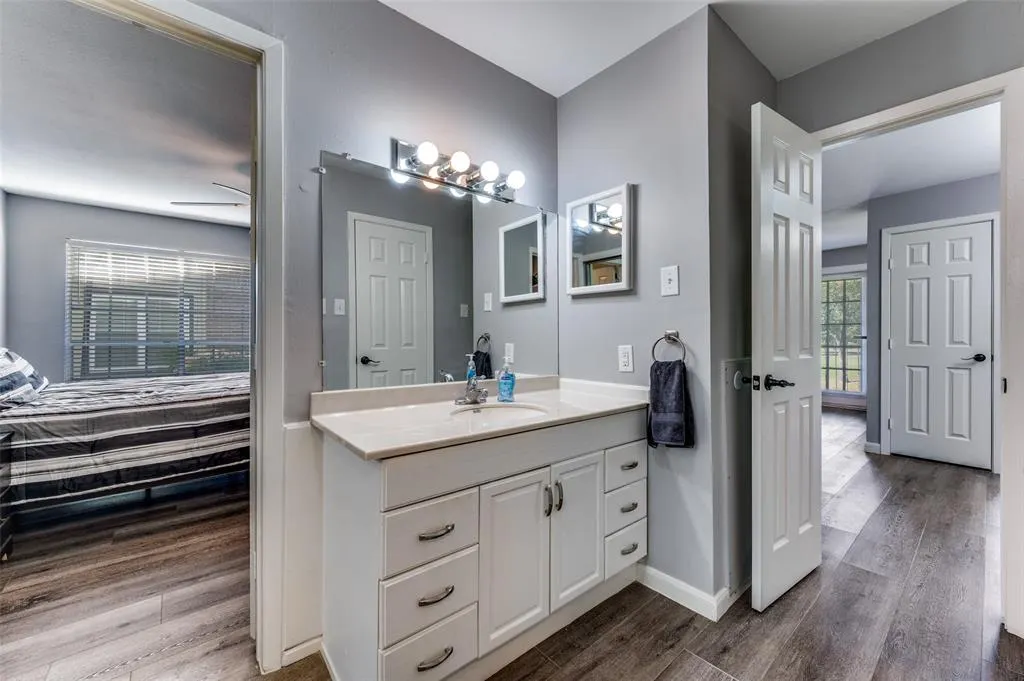 5981 Arapaho Road, #1003