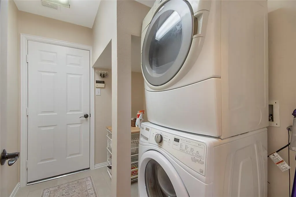 2498 Spillway Circle