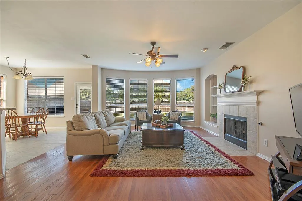 2498 Spillway Circle