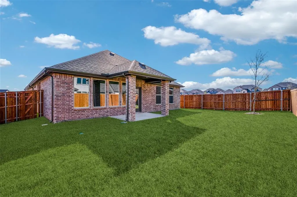 1312 Silver Grass Meadows