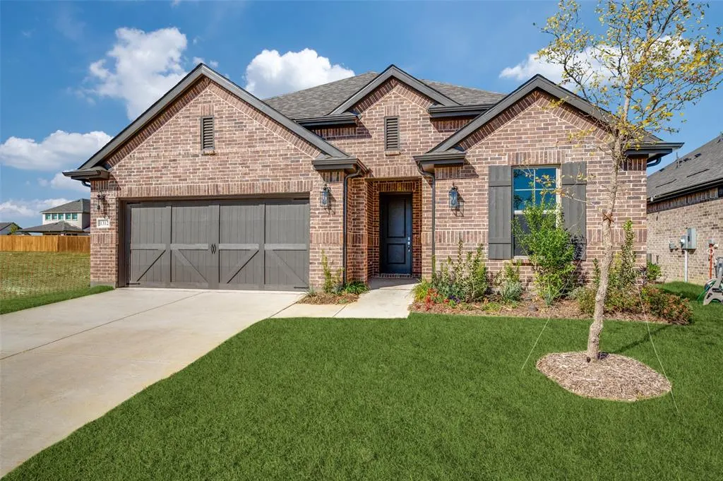 1312 Silver Grass Meadows