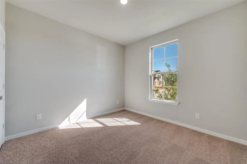 1312 Silver Grass Meadows