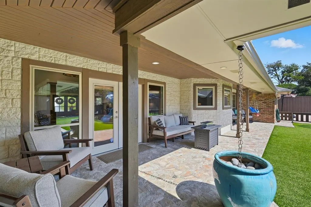 2812 Cobre Valle Lane