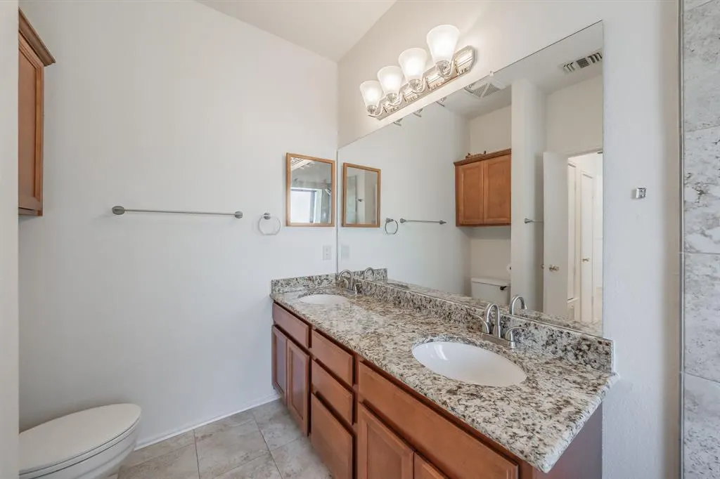 3500 E Park Boulevard, #404