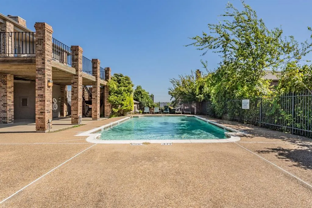 3500 E Park Boulevard, #404