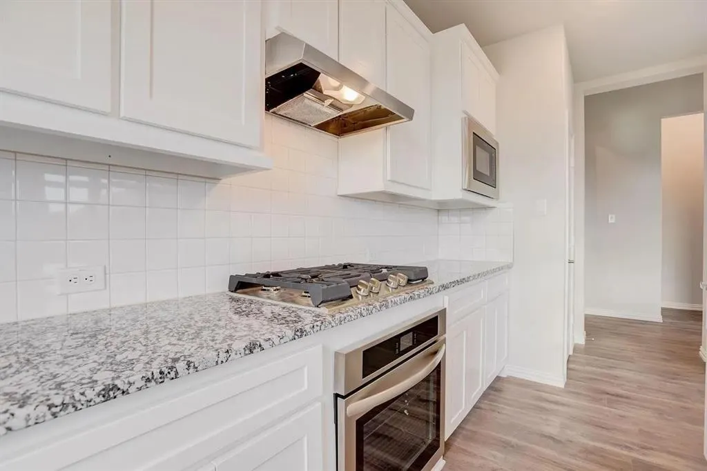 3328 Lake Palestine Road