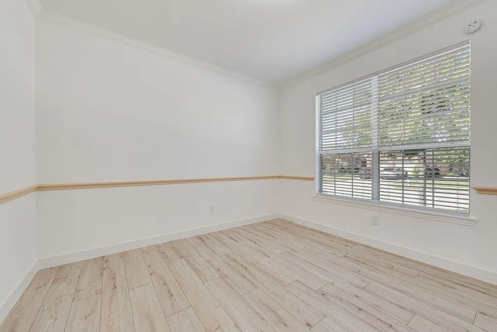 2640 Lake Ridge Drive