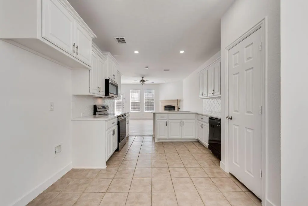 2640 Lake Ridge Drive