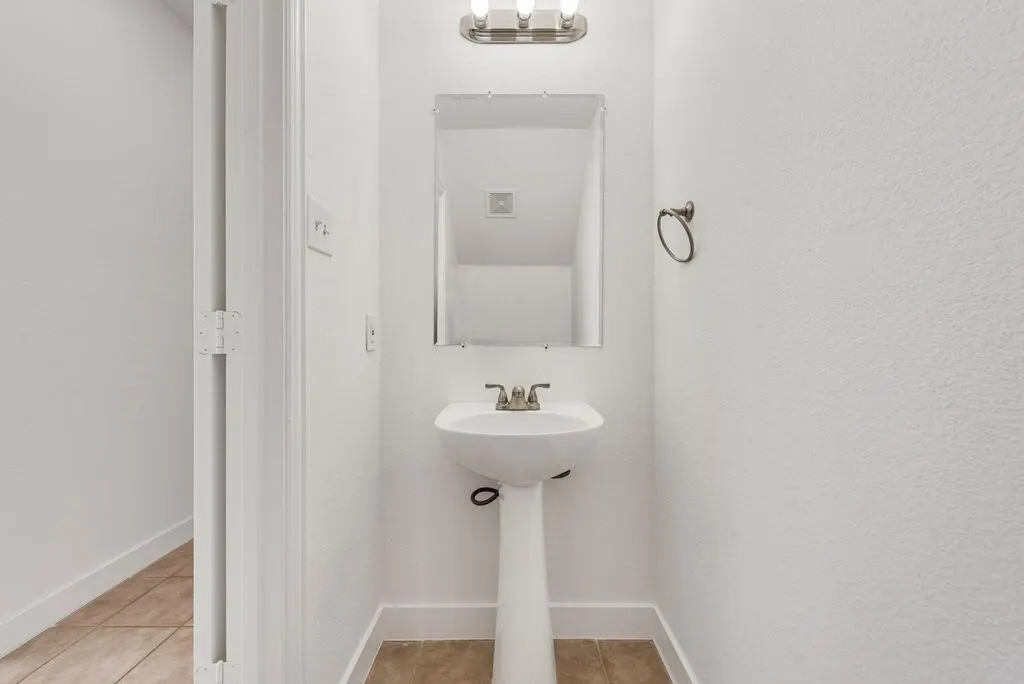 2640 Lake Ridge Drive