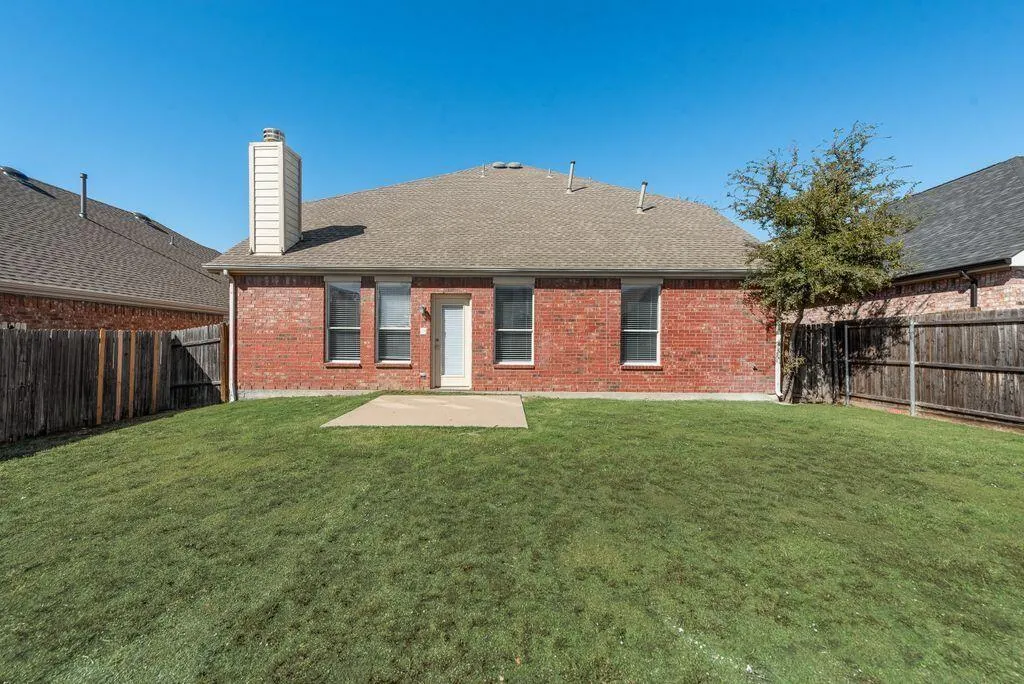 2640 Lake Ridge Drive