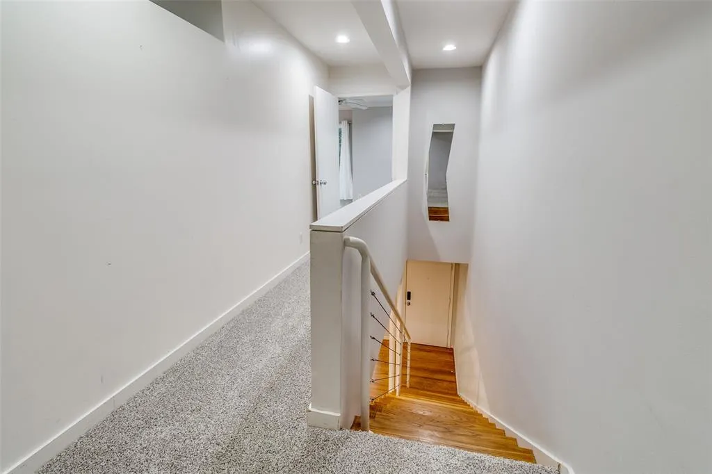 4122 Travis Street, #13