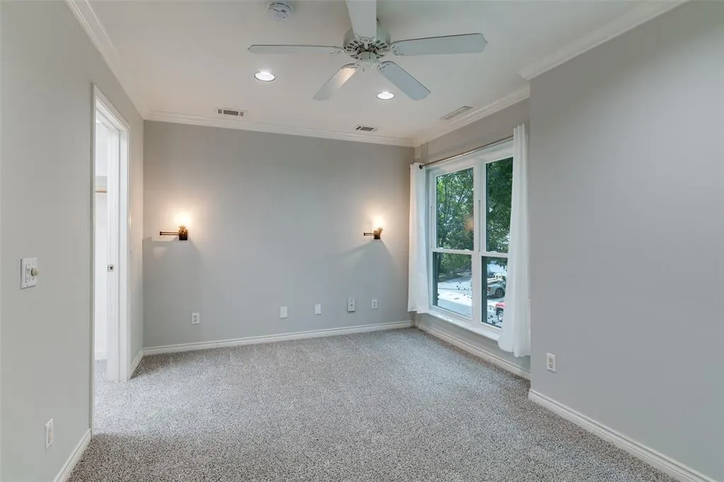 4122 Travis Street, #13