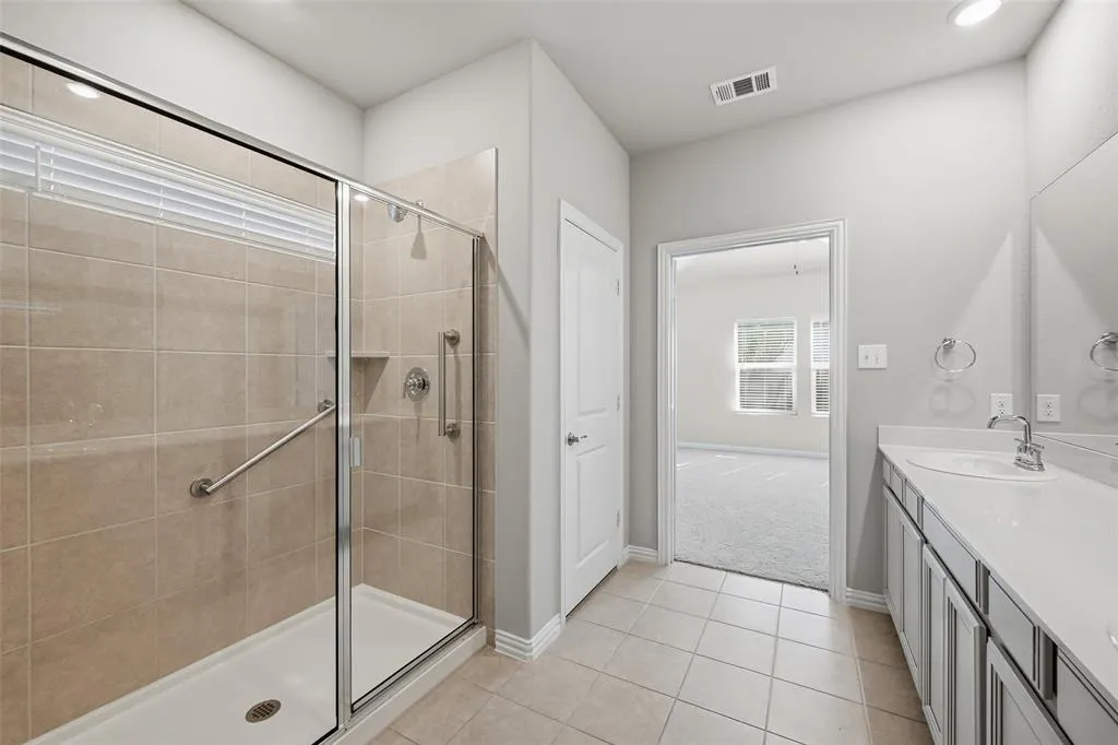 206 Fieldstone Drive