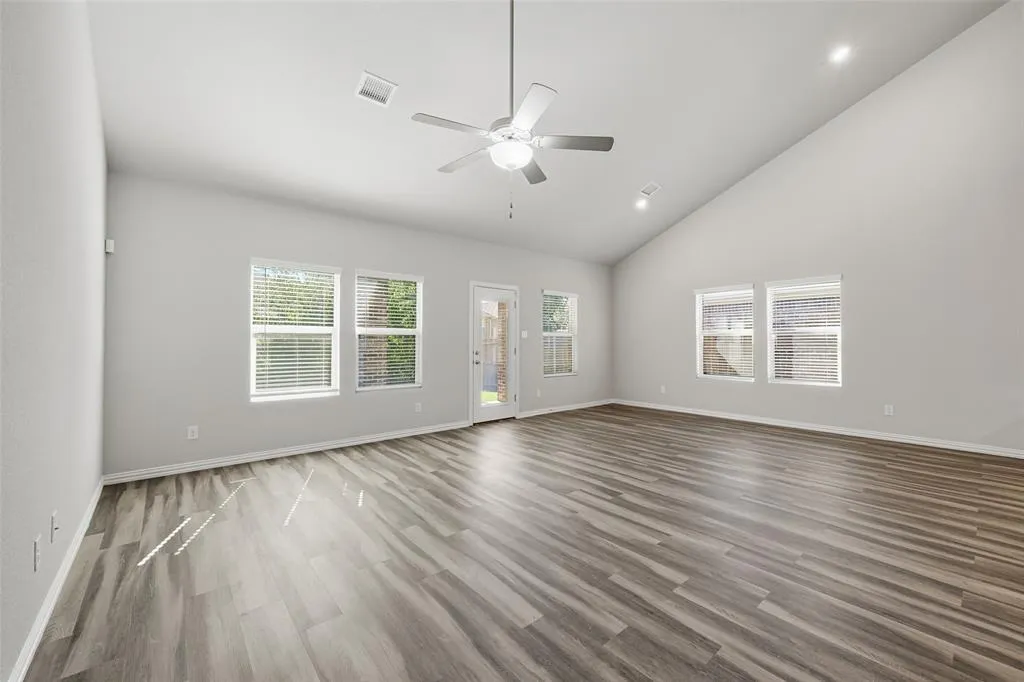 206 Fieldstone Drive