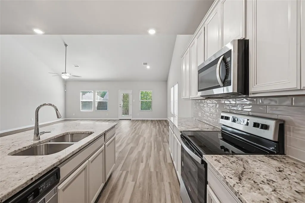 206 Fieldstone Drive