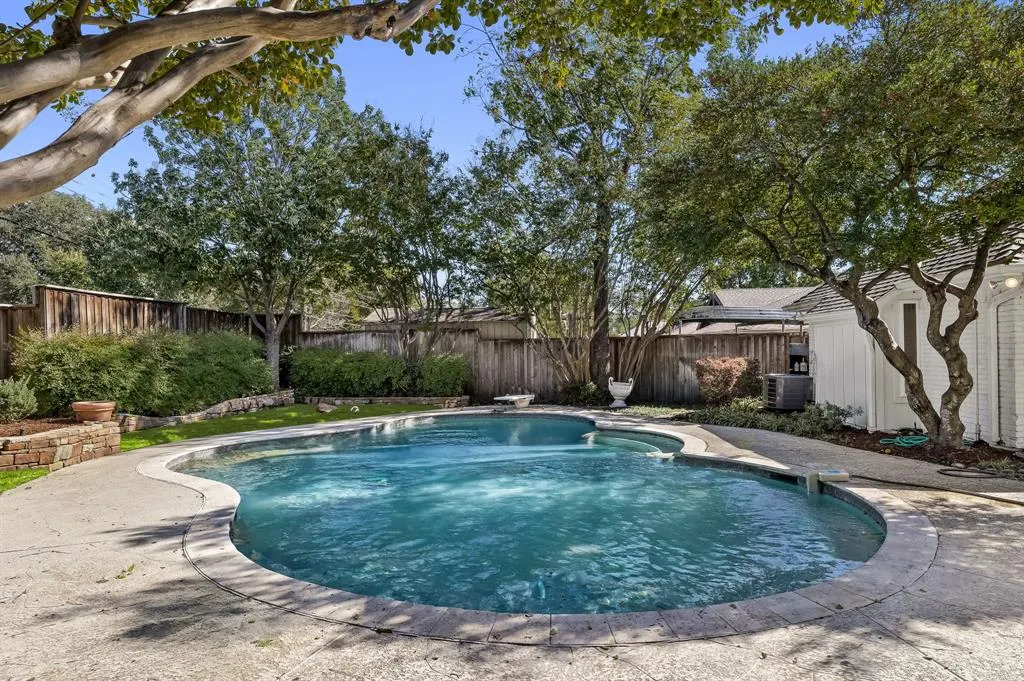 6725 Regalbluff Drive