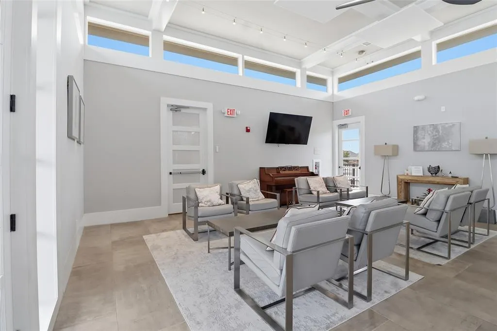 651 N Watters Road, #8202