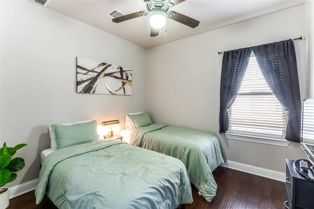 5707 Headquarters Drive