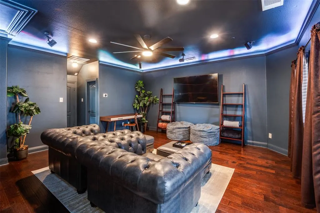 5707 Headquarters Drive