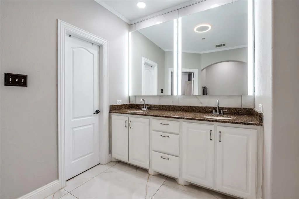 5707 Headquarters Drive