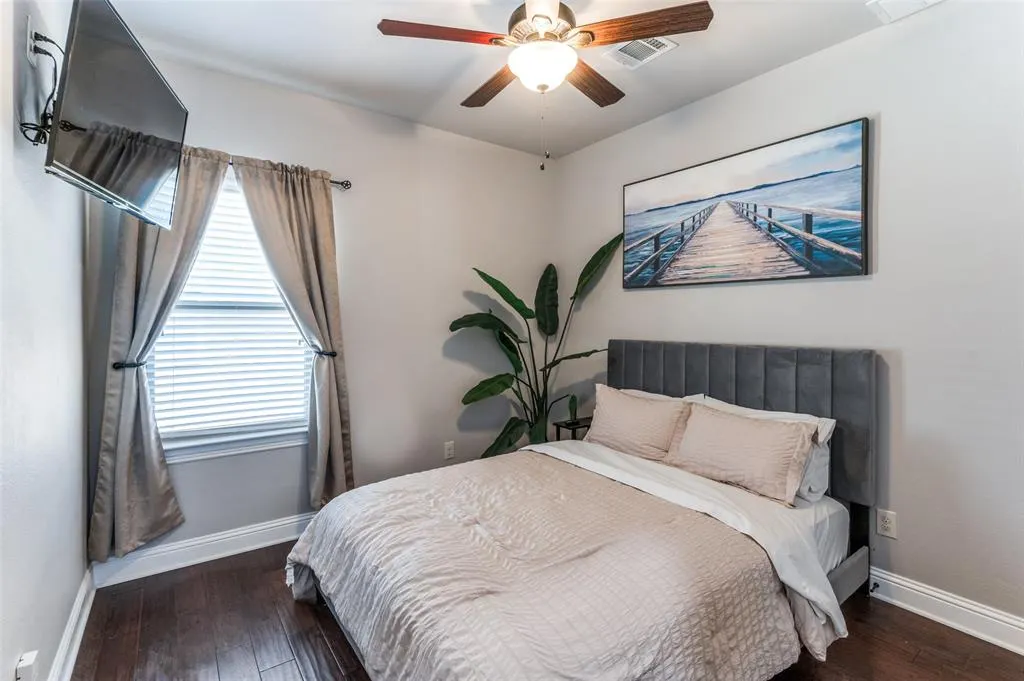 5707 Headquarters Drive