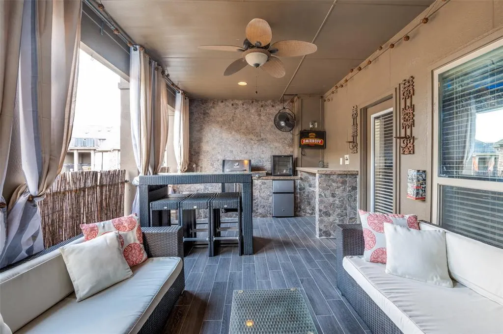 5707 Headquarters Drive