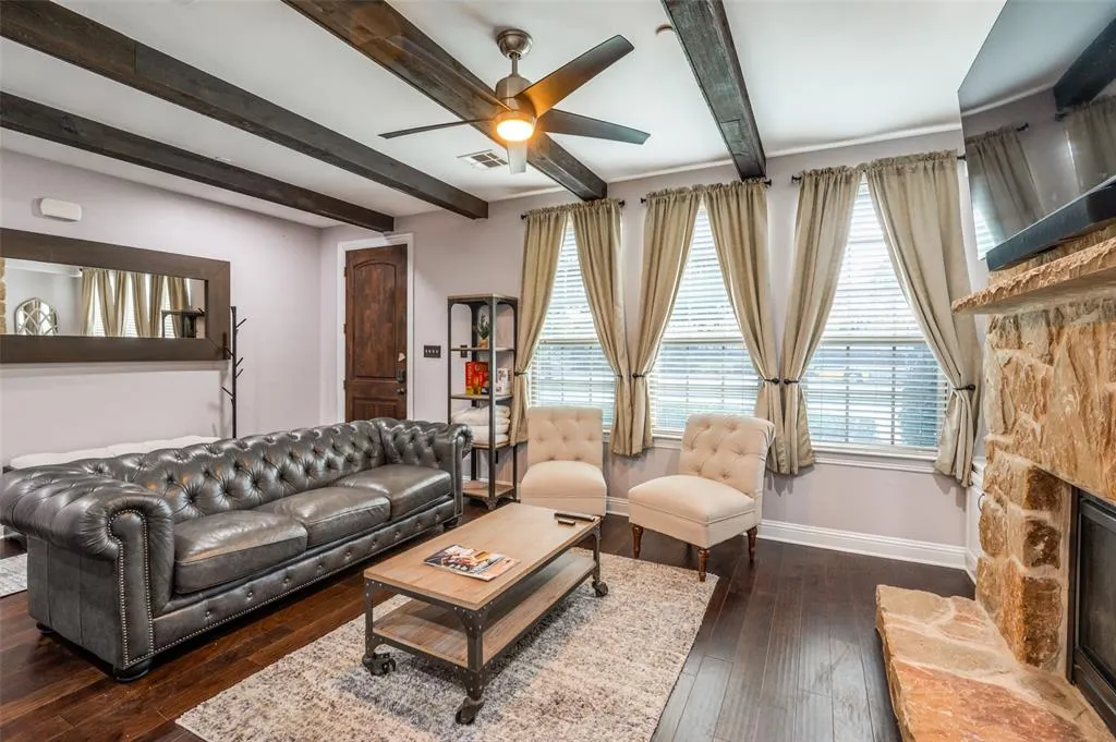 5707 Headquarters Drive