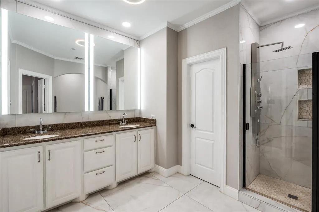 5707 Headquarters Drive