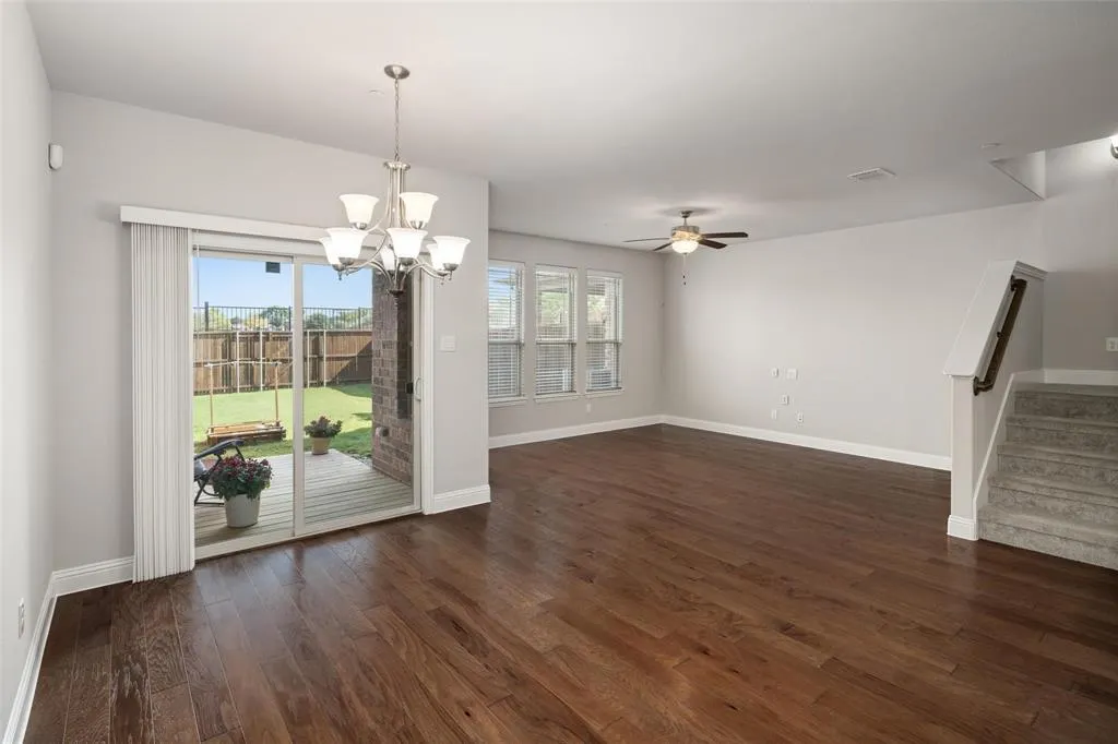 1261 Wiltshire Drive