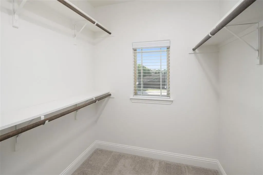 1261 Wiltshire Drive