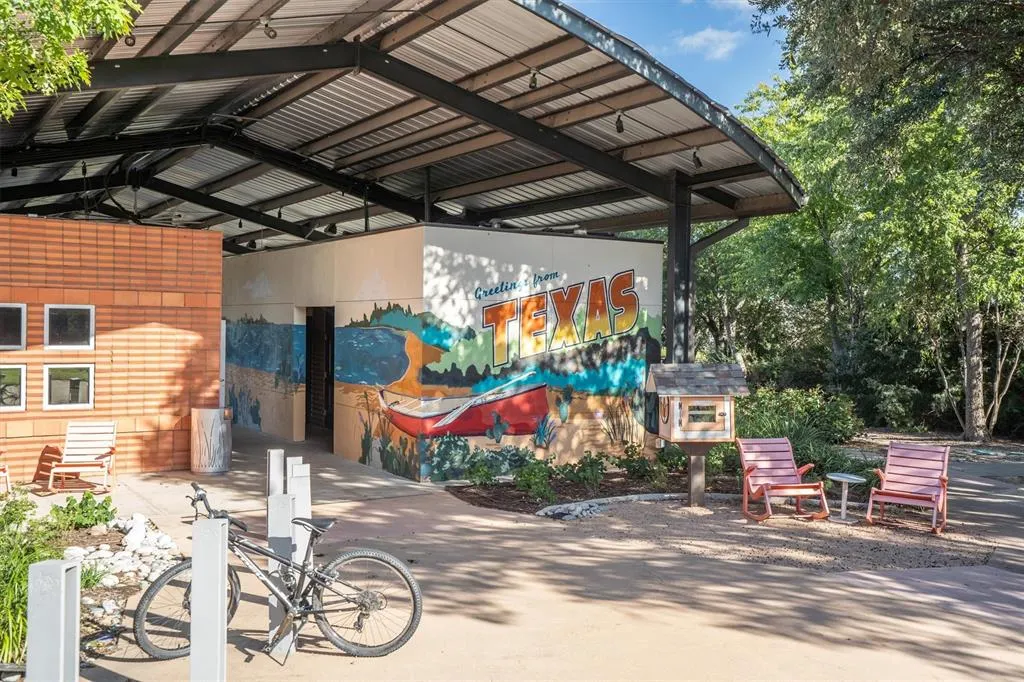 9916 Bitterroot Drive