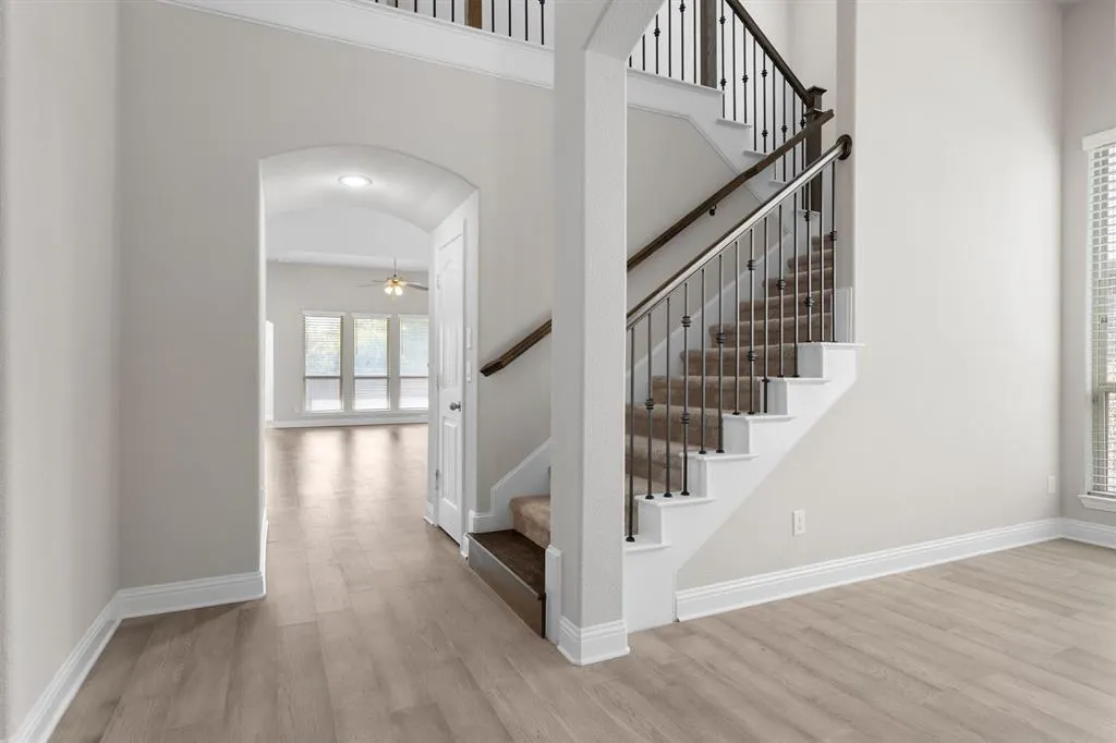 9916 Bitterroot Drive