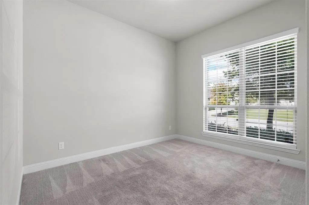 9916 Bitterroot Drive