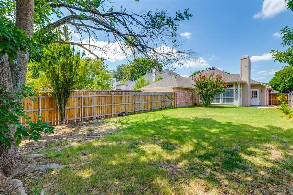 11005 Columbia Drive