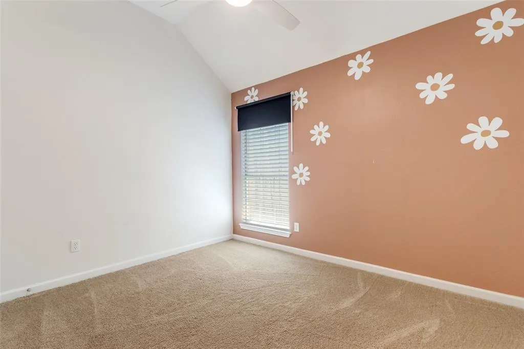 11005 Columbia Drive