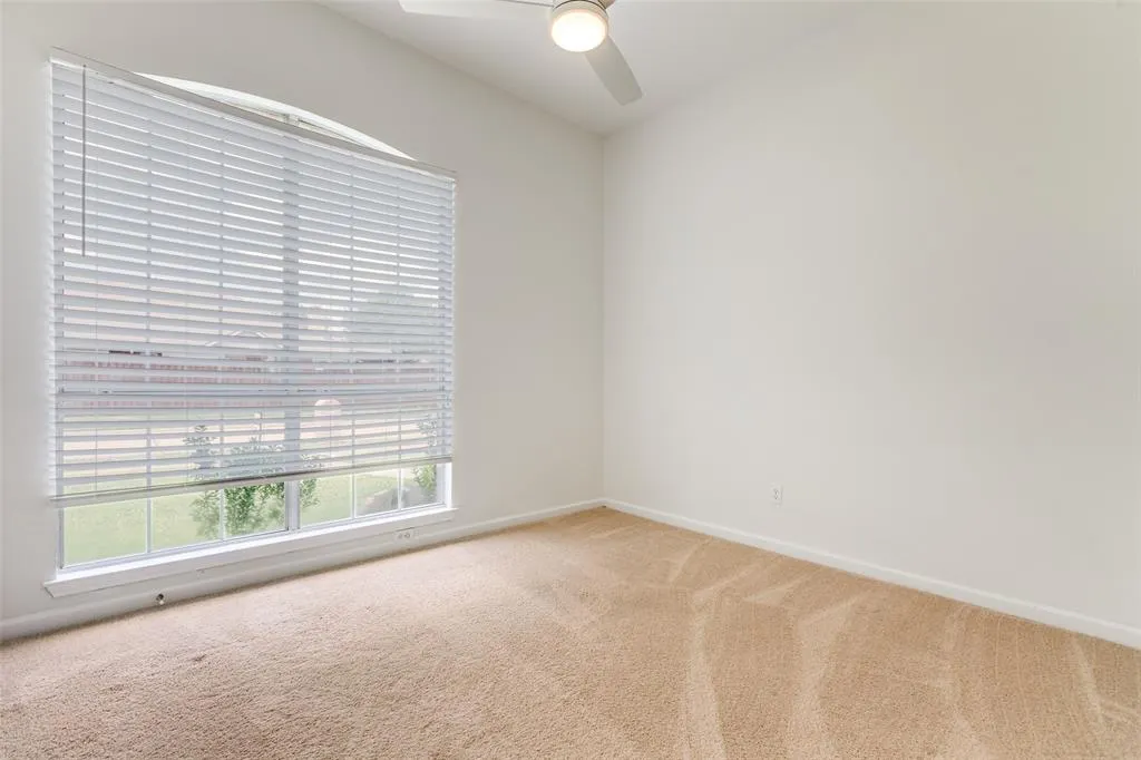 11005 Columbia Drive