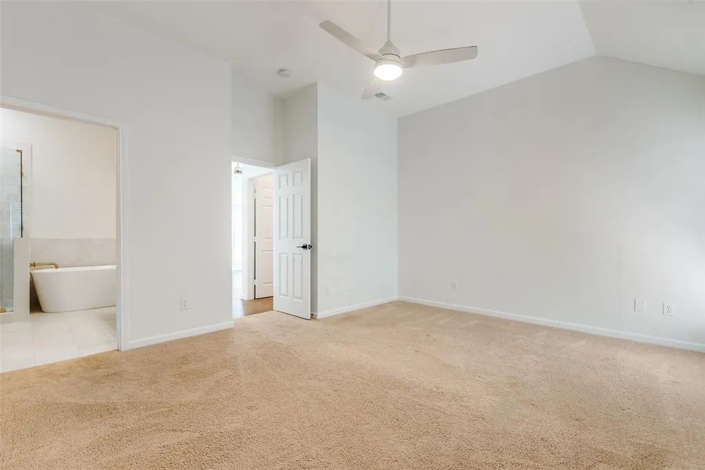 11005 Columbia Drive