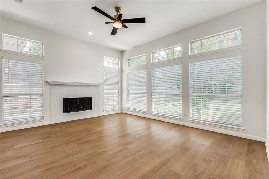 11005 Columbia Drive