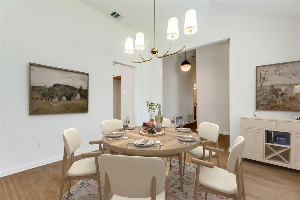 11005 Columbia Drive