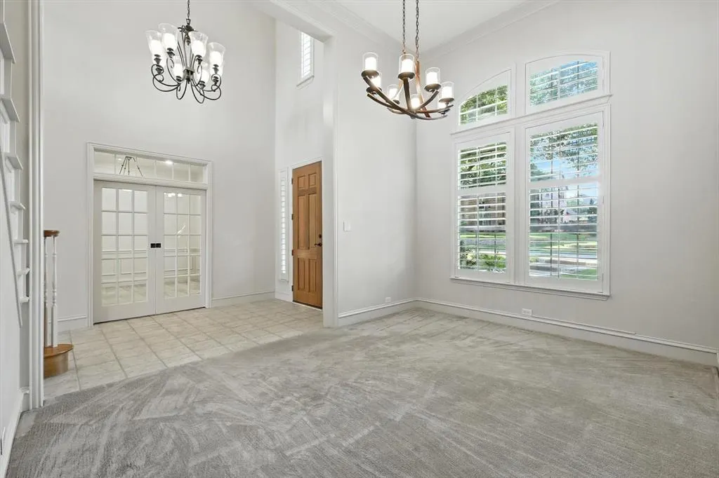 7700 Red Clover Drive