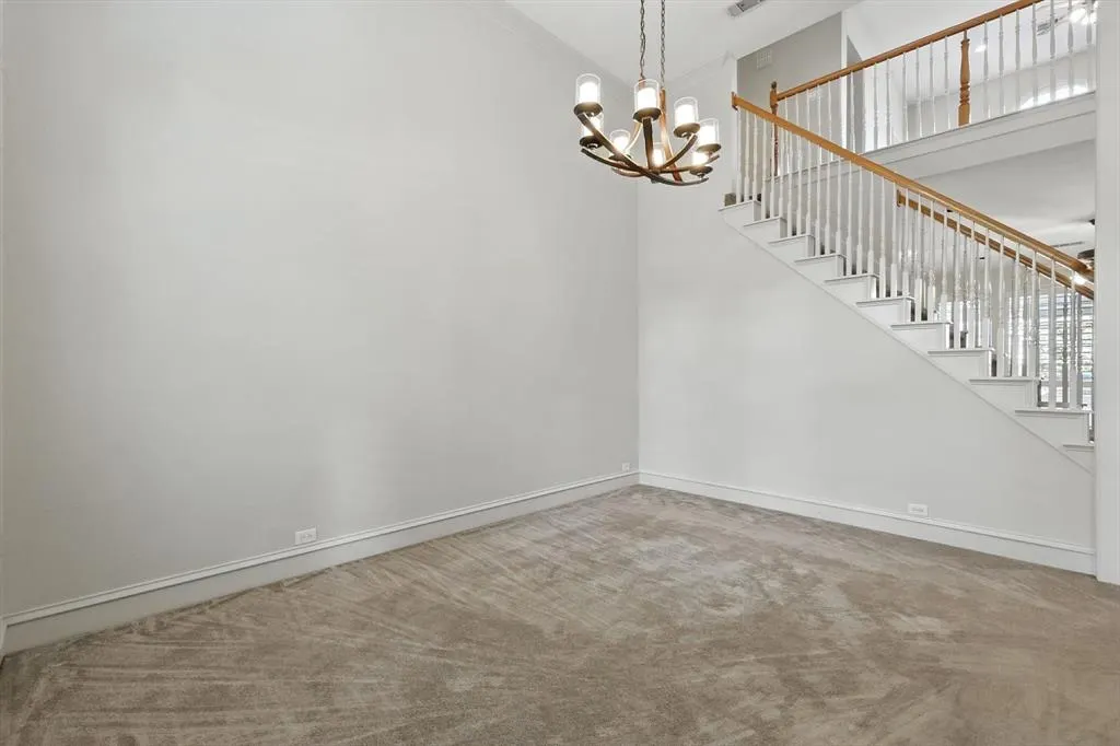 7700 Red Clover Drive