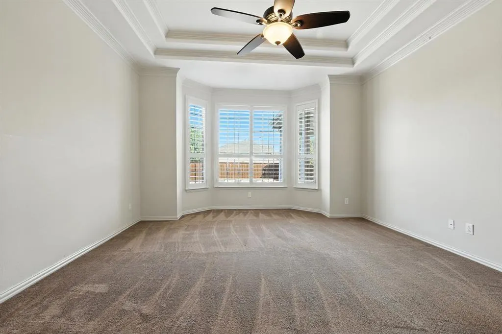 7700 Red Clover Drive