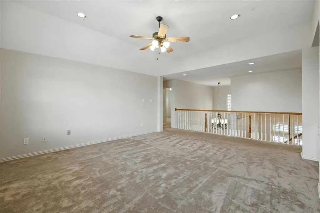 7700 Red Clover Drive